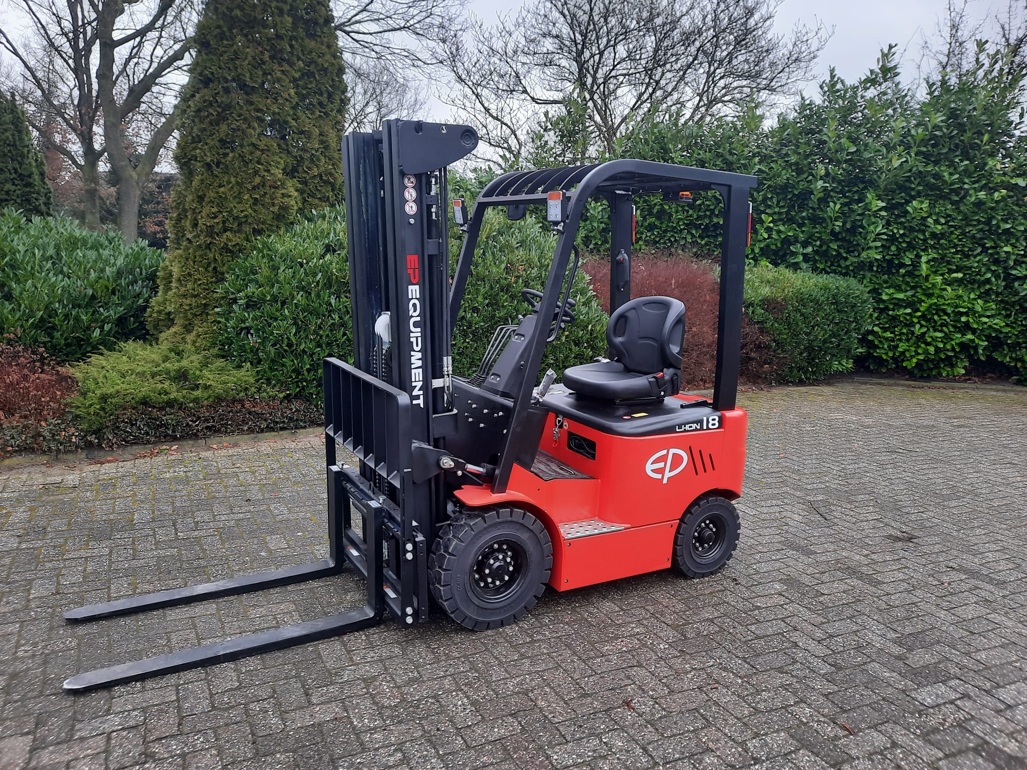 EP EFL 181 elektrische heftruck (1.800 kg)