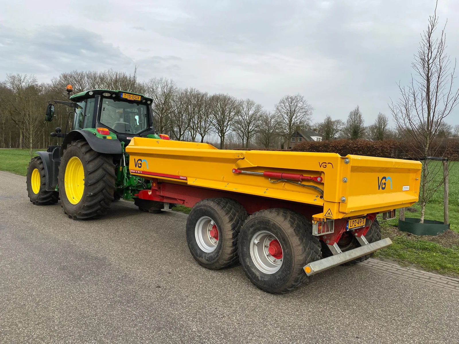 John Deere 6120M Tractor