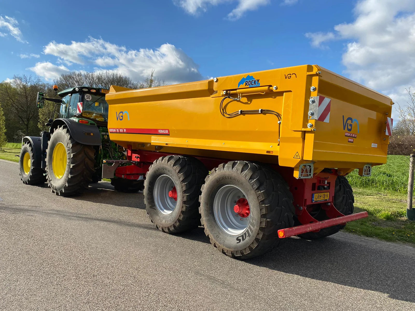 John Deere 6175R