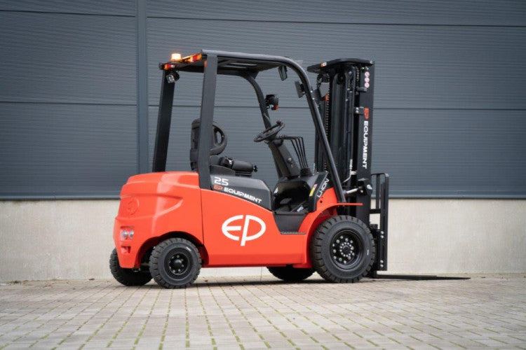 EFL253 S elektrische heftruck (2.500 kg)